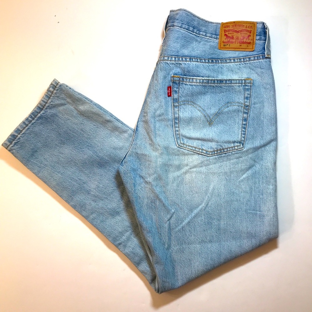 Levi’s 501 Tapered Button Fly Distressed Sz 31x28